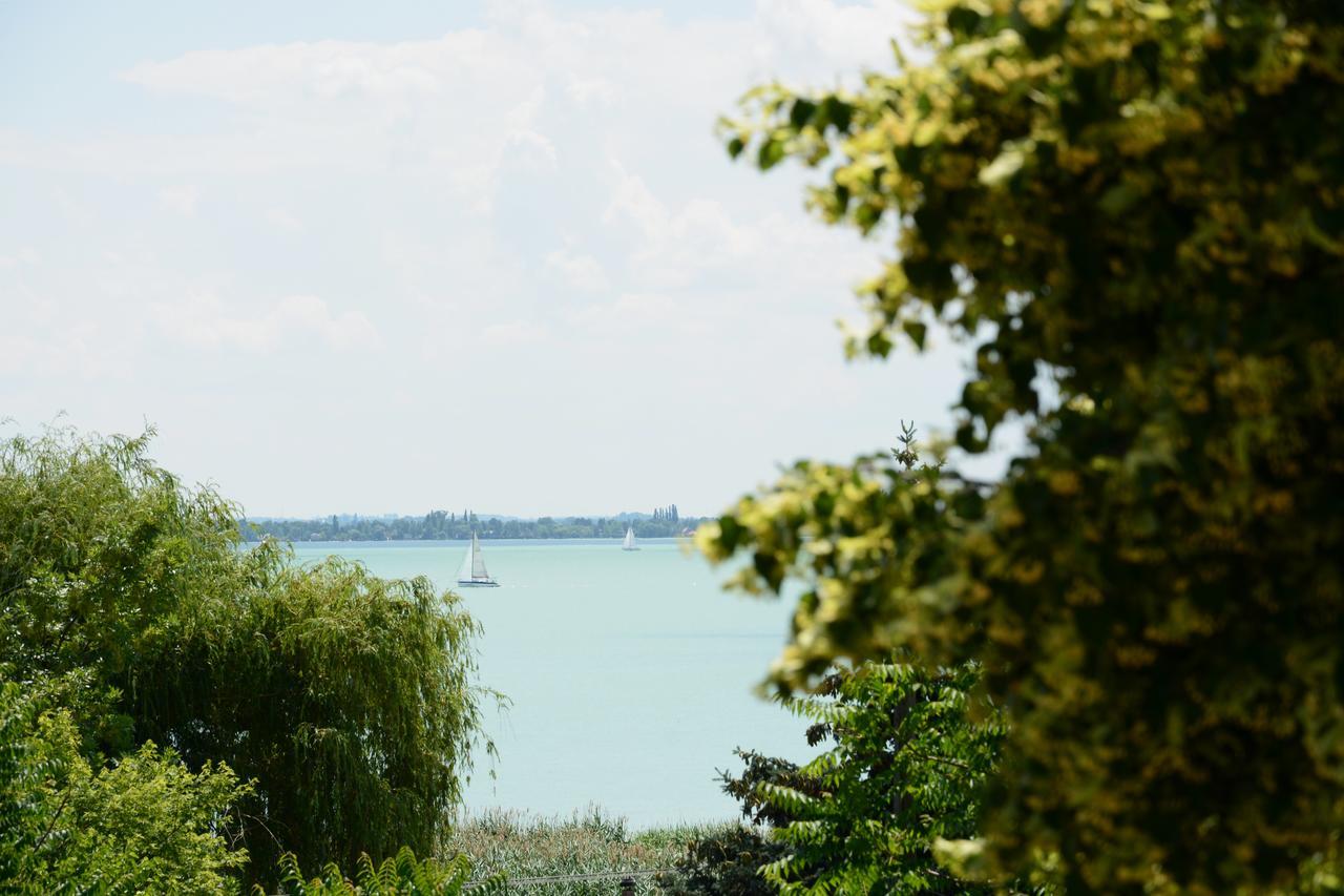 Sziget23 Hotel Abrahamhegy Luaran gambar