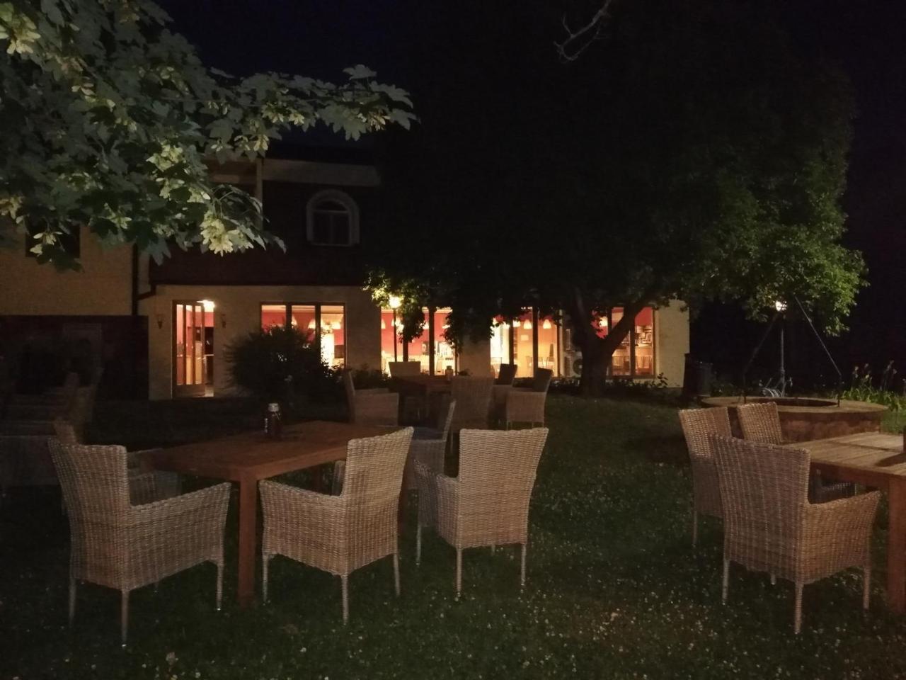 Sziget23 Hotel Abrahamhegy Luaran gambar
